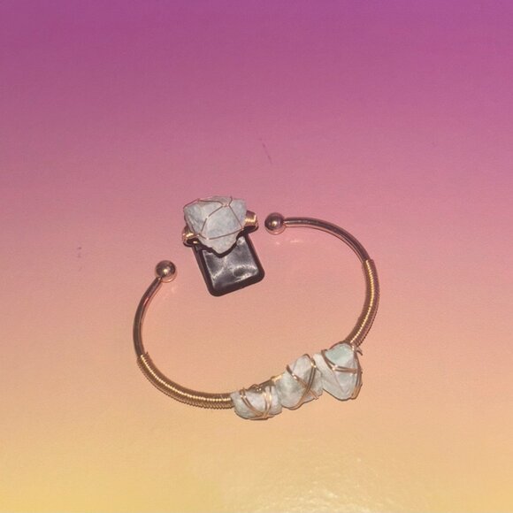 Natural Amazonite Gemstone Gold Tone Wire Wrapped Cuff Bangle and Ring Set - Picture 6 of 8